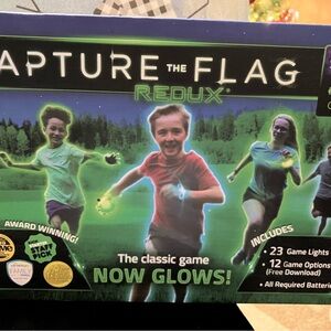 Capture the Flag Red Glowing Game Set